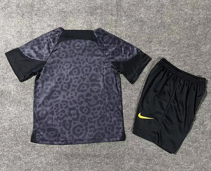 Brasilien 2022-23 Goalkeeper svart fotbollströja set barn T-shirts