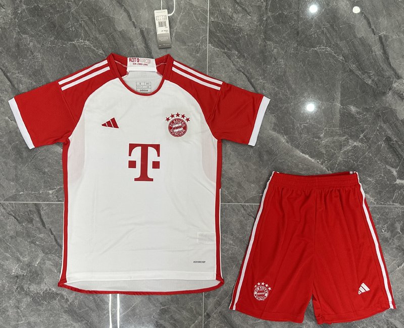 FC Bayern München Hemmatröja 2023/24 fotbollströja set för barn