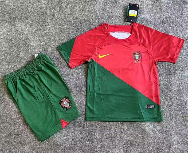 Portugal Hemmatröja 2022/23 röd grön fotbollströja set för barn