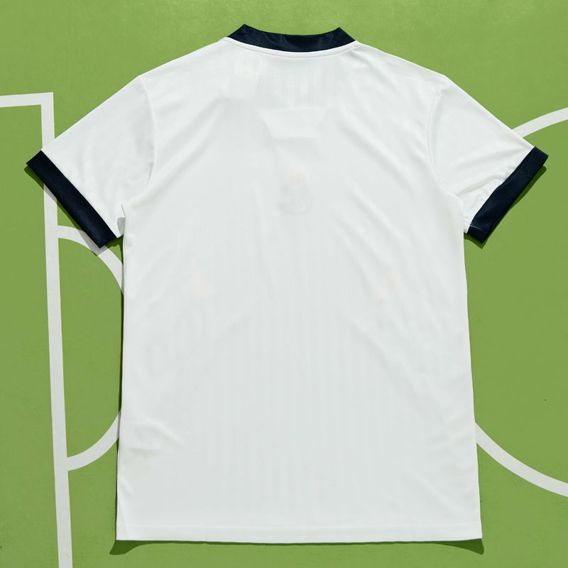 Real Madrid ICON Shirt Vit Kortärmad – Tillbaka