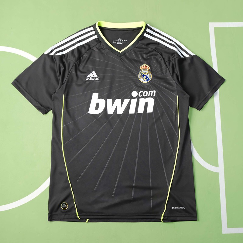 Billiga Fotbollströjor Real Madrid Bortatröja 2010-2011 Svart Kortärmad
