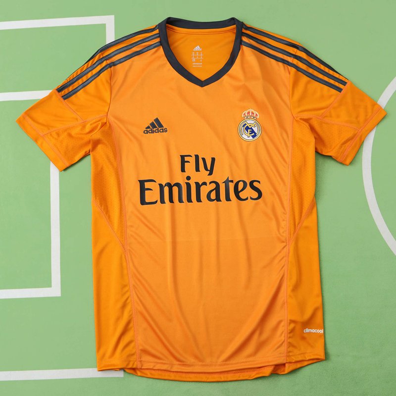 Billiga Fotbollströjor Real Madrid Tredjetröja 2013/14 Orange Kortärmad