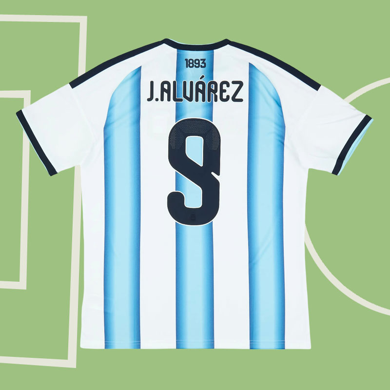 Argentina hemmatröja 2026/27 med namn och nummer J. Álvarez 9