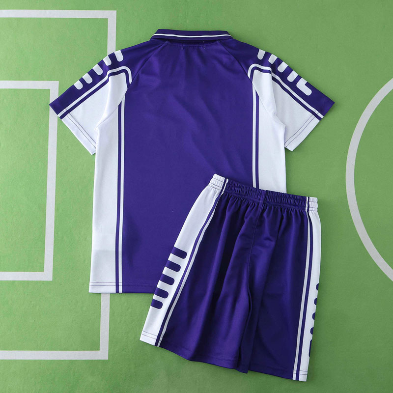 Fiorentina barn fotbollskläder retro 1999-00 – hemmatröja och shorts Fiorentina barn fotbollskläder retro 1999/00 – hemmatröja och shorts