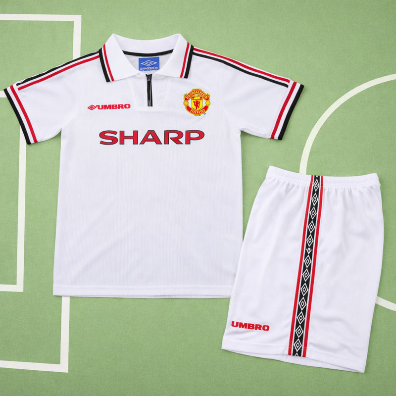 Man United 98/99 barn retro fotbollströja – tröja och shorts set