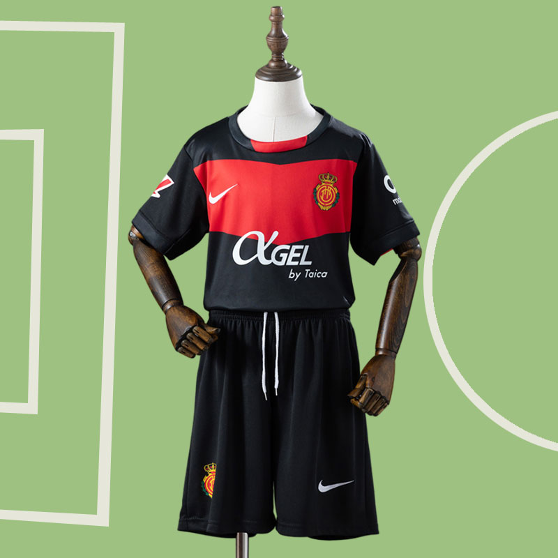 RCD Mallorca tredje tröja 2025/26 barn - svart tröja och shorts
