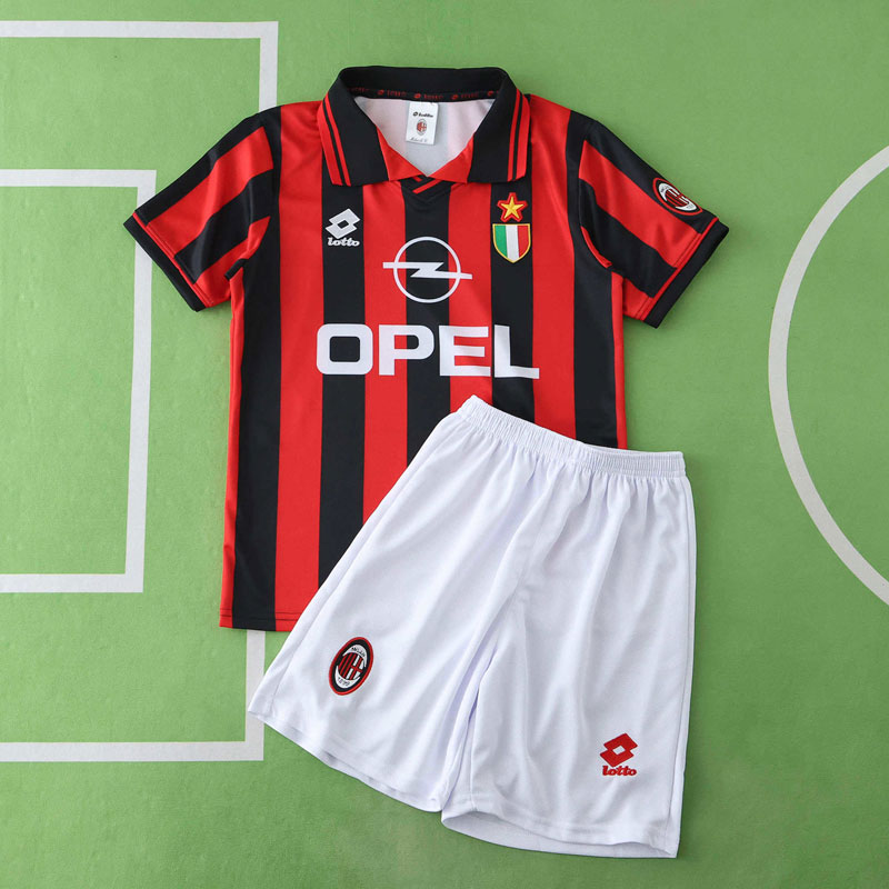 AC Milan 96/97 barn hemmatröja retro - kortärmad tröja + shorts