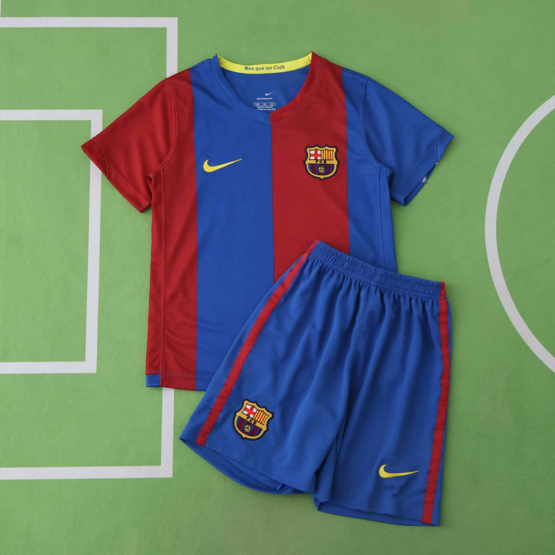 Barcelona 06/07 hemmatröja barn - fotbollströja och shorts