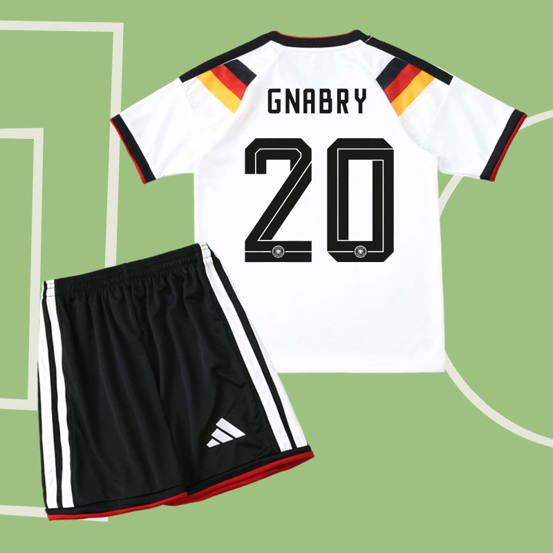 Tyskland barn fotbollströja set 2026 – hemmaställ Gnabry 20 med shorts